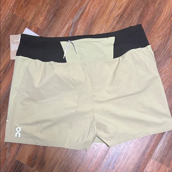 On Running Men’s Ultra Shorts XL NWT - Picture 2 of 4